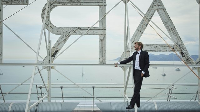 Ruben Östlund - La montée des marches