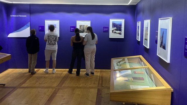 Visites du Lycée-Collège des Creusets et Soirée officielle de l’exposition Entre la terre et les cieux